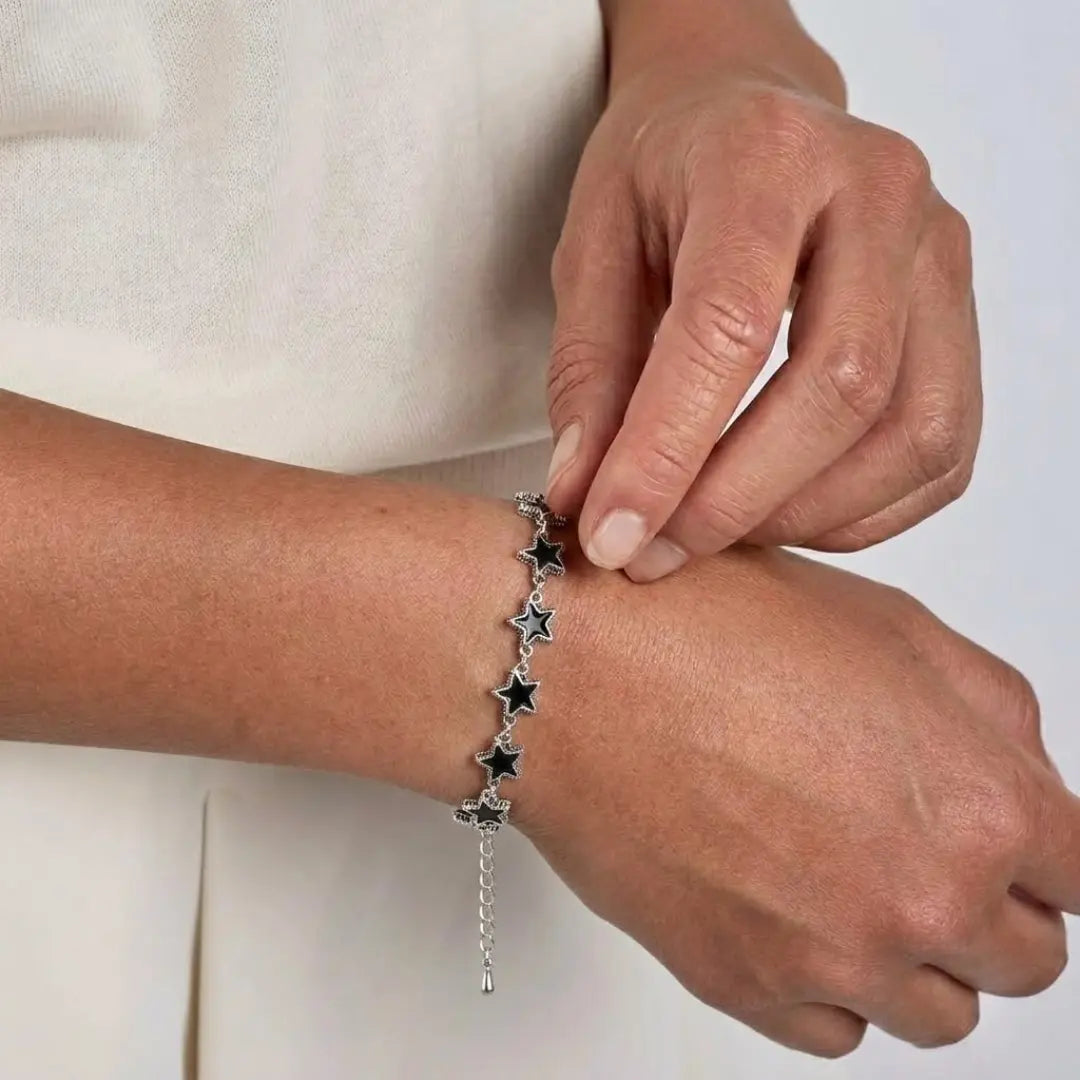 Silver Black Enamel Star Link Bracelet (22cm) – Textured Border Star Station Charm Bracelet for Women